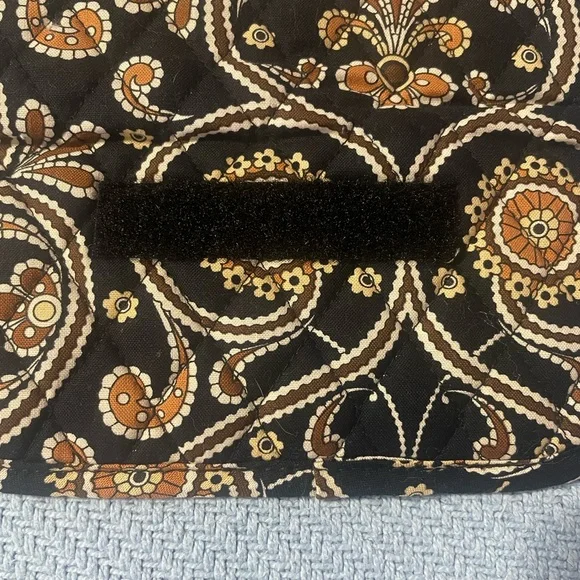Vera Bradley Retired Crossbody Trifold Wallet - Picture 11 of 14